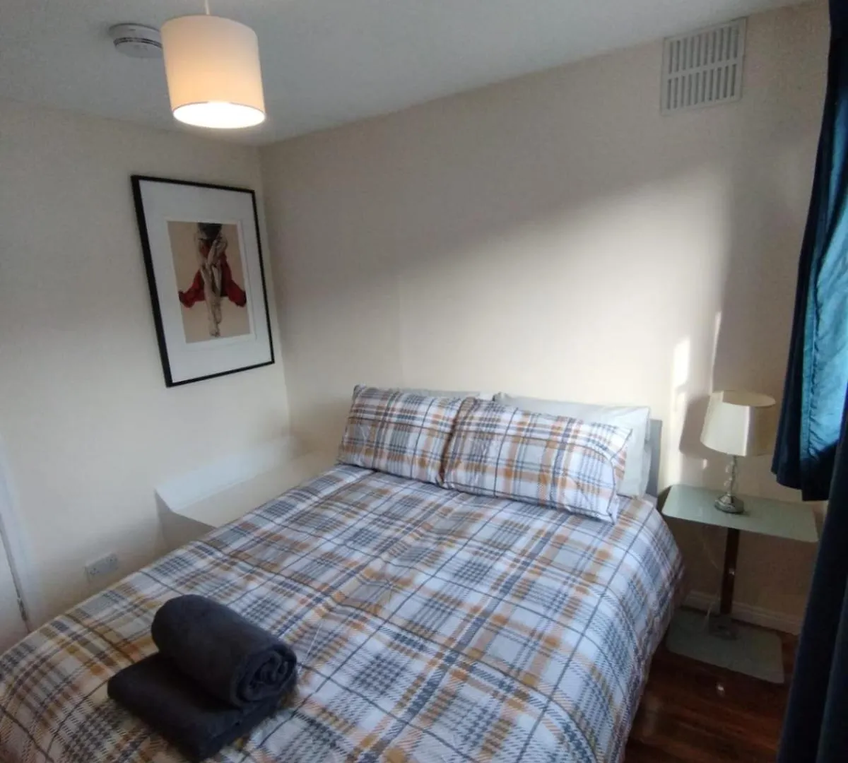 Edinburgh Villa 3 Bed Rooms House In Edinburgh - Private Parking